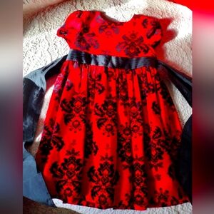 Girls Dress, Size 7
